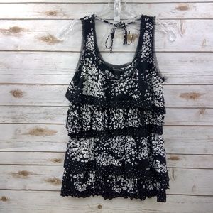 CLOSET CLOSING EUC WHBM Tank Small